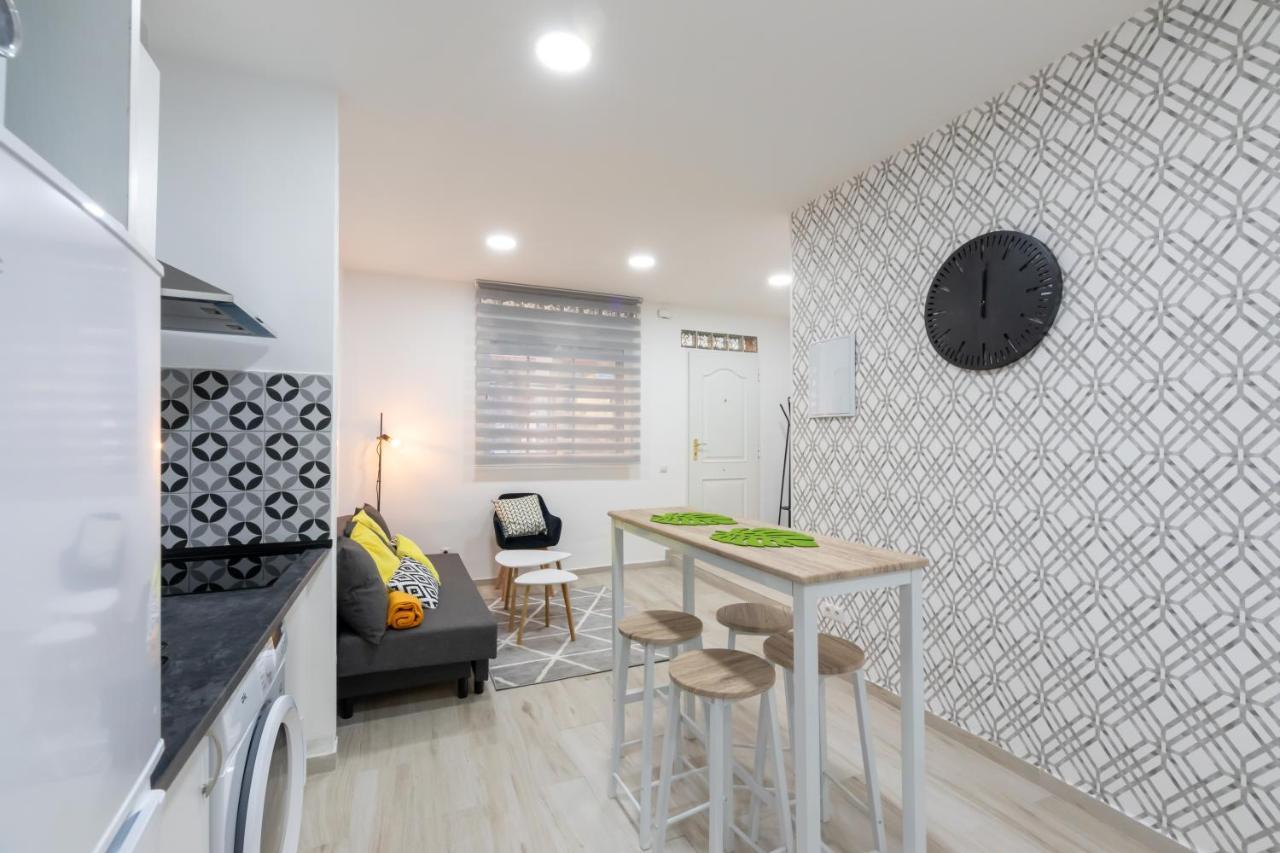 Appartamento Market Martinez De La Riva II Madrid Esterno foto